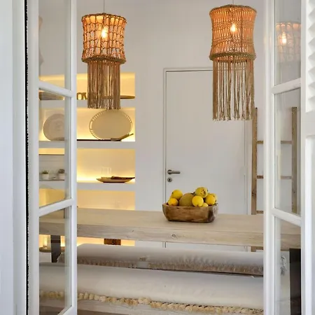 Villa Executive Paros 5 Bedrooms Beachfront Supreme Beachfront Sea *