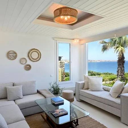 Villa Executive Paros 5 Bedrooms Beachfront Supreme Beachfront Sea