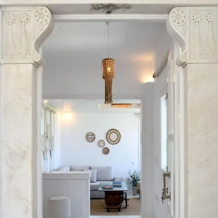 Executive Paros 5 Bedrooms Beachfront Supreme Beachfront Sea *