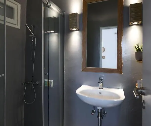 Villa Executive Paros Villa: Beachfront Supreme With Private Pool