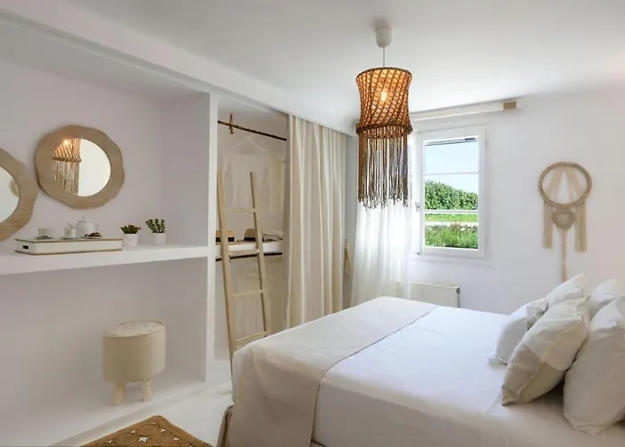 Executive Paros Villa: Beachfront Supreme With Private Pool