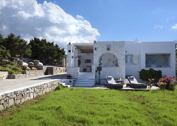 Executive Paros Villa: Beachfront Supreme With Private Pool Villa *