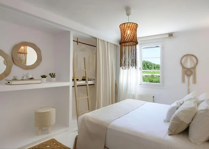 Villa Executive Paros Villa: Beachfront Supreme With Private Pool *