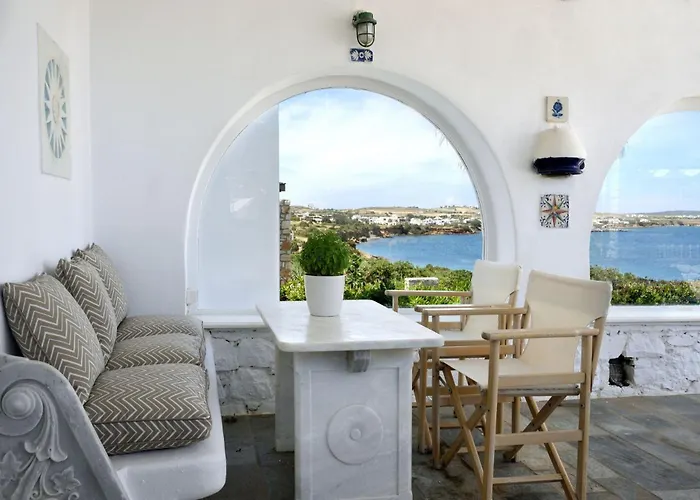 Executive Paros Villa: Beachfront Supreme With Private Pool * Ambelas