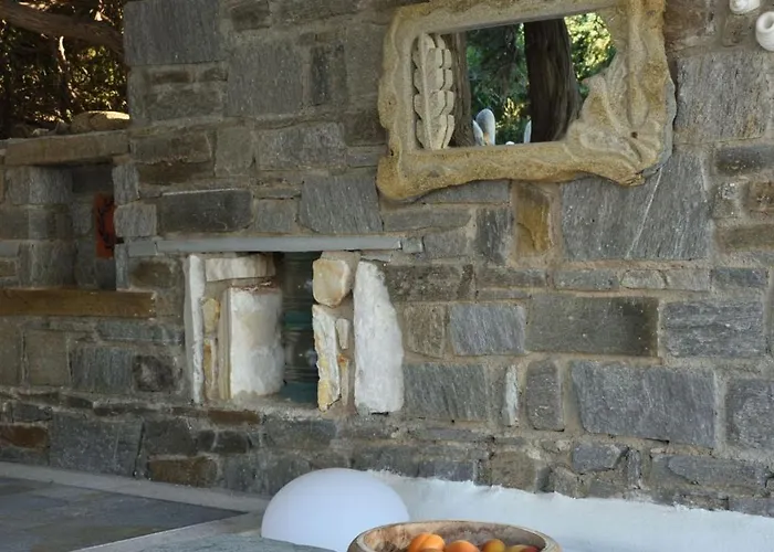 Executive Paros Villa: Beachfront Supreme With Private Pool