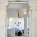 Executive Paros 5 Bedrooms Beachfront Supreme Beachfront Sea Willa Ambelas