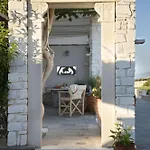 Willa Executive Paros 5 Bedrooms Beachfront Supreme Beachfront Sea Ambelas