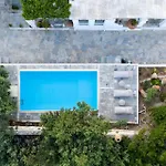 Executive Paros 5 Bedrooms Beachfront Supreme Beachfront Sea Ambelas