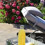 Willa Executive Paros 5 Bedrooms Beachfront Supreme Beachfront Sea Ambelas