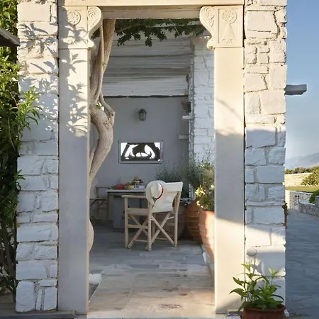 Executive Paros 5 Bedrooms Beachfront Supreme Beachfront Sea Views&private Pool * Ambelas