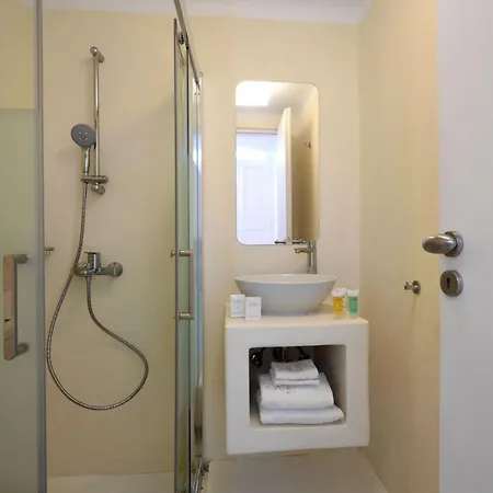 Executive Paros 5 Bedrooms Beachfront Supreme Beachfront Sea Views&private Pool * Ambelas