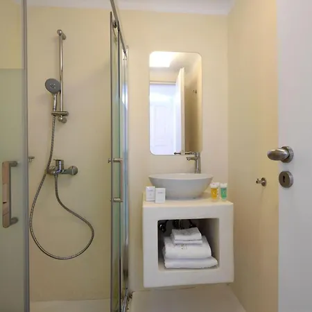 Executive Paros 5 Bedrooms Beachfront Supreme Beachfront Sea Views&private Pool * Ambelas