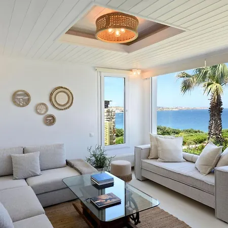 Executive Paros 5 Bedrooms Beachfront Supreme Beachfront Sea Views&private Pool Villa Ambelas