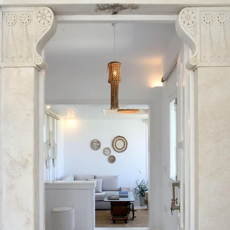 Executive Paros 5 Bedrooms Beachfront Supreme Beachfront Sea Views&private Pool Villa Ambelas