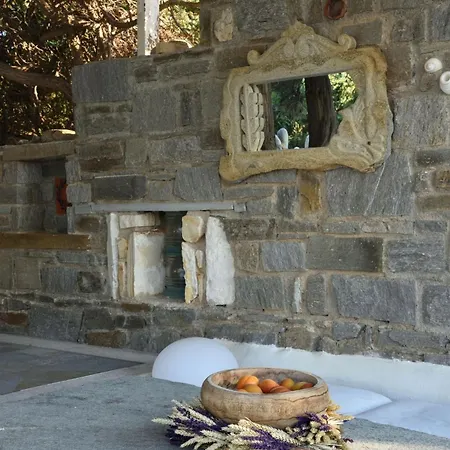 Executive Paros 5 Bedrooms Beachfront Supreme Beachfront Sea Views&private Pool