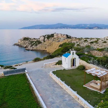 Willa Executive Paros 5 Bedrooms Beachfront Supreme Beachfront Sea *