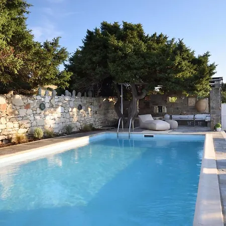 Executive Paros 5 Bedrooms Beachfront Supreme Beachfront Sea Ambelas