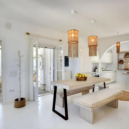 Executive Paros 5 Bedrooms Beachfront Supreme Beachfront Sea * Ambelas