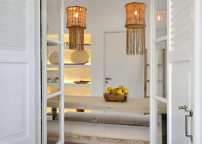 别墅 Executive Paros 5 Bedrooms Beachfront Supreme Beachfront Sea *