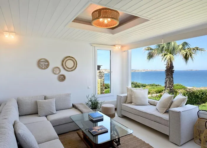 Executive Paros 5 Bedrooms Beachfront Supreme Beachfront Sea 别墅 安倍拉斯